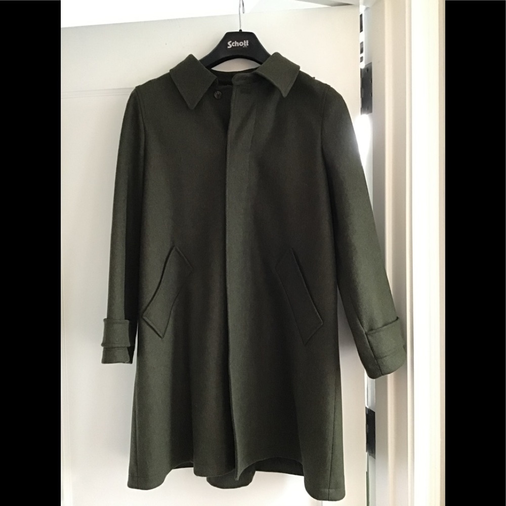 APC Olive Coat